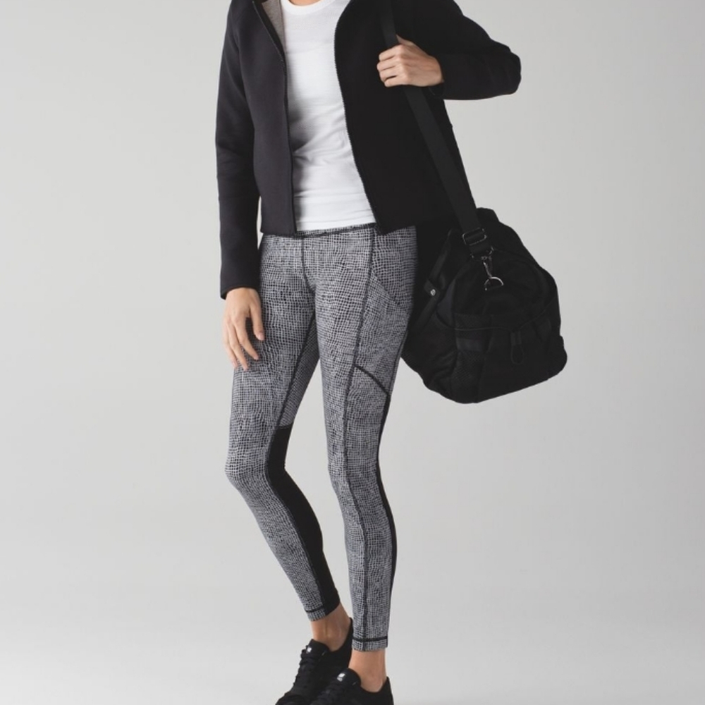 Lululemon Speed Tight V Fall Net White Black / Black